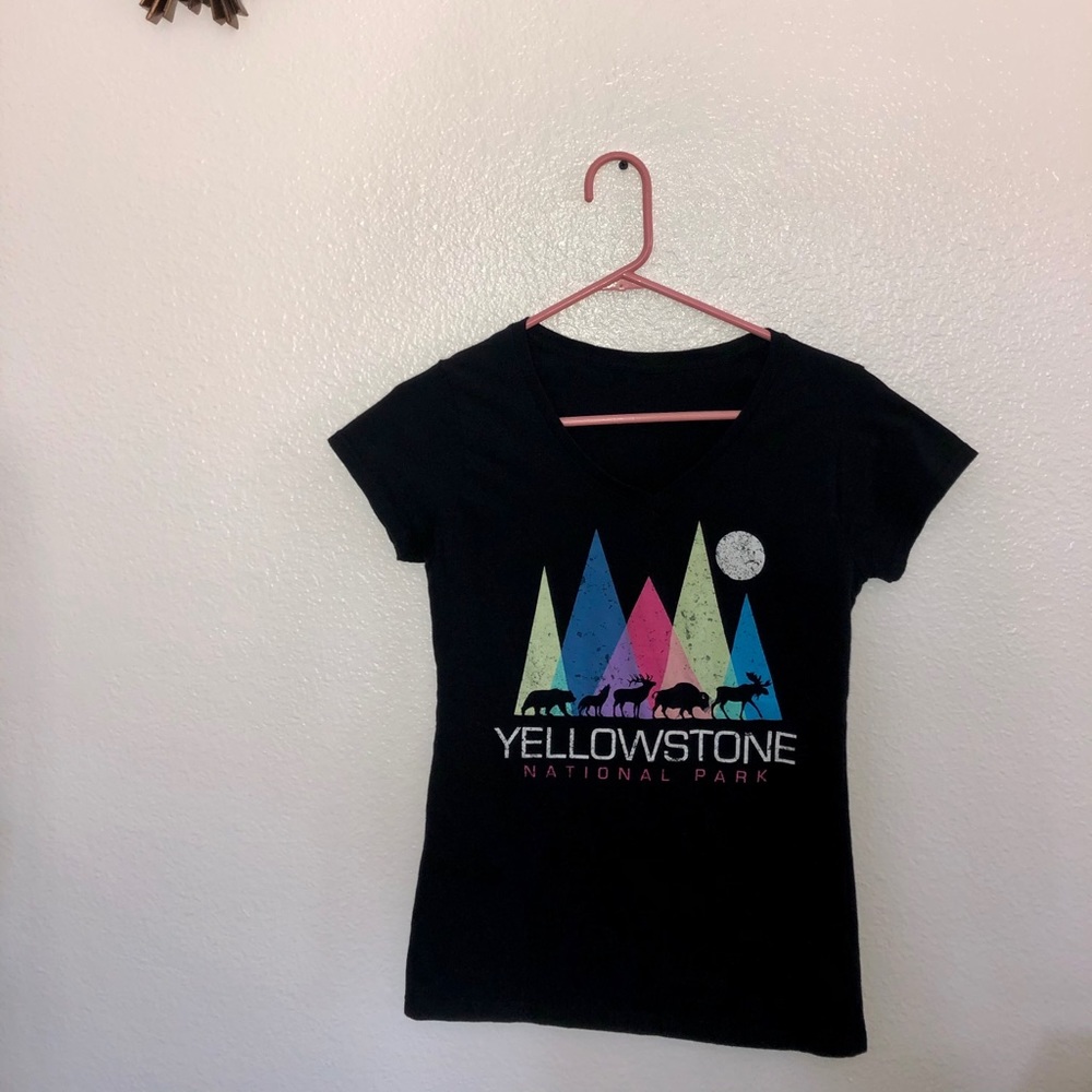 Black Yellowstone National Park V-neck!